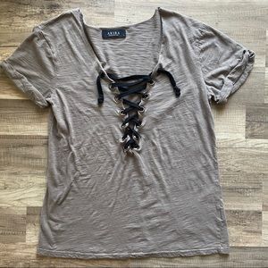 Women’s Size Small V Neck T-Shirt
